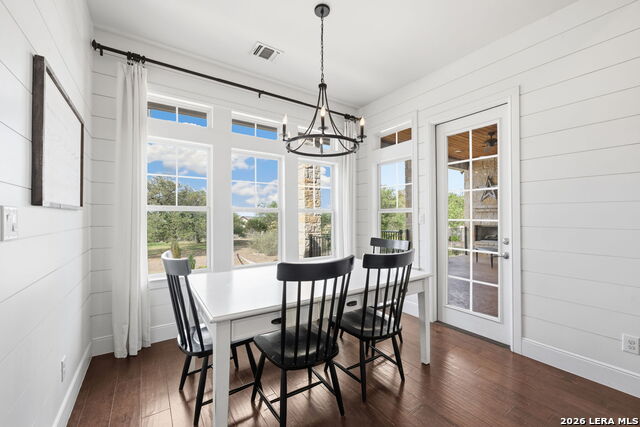 Listing photo id 14 for 1058 Provence