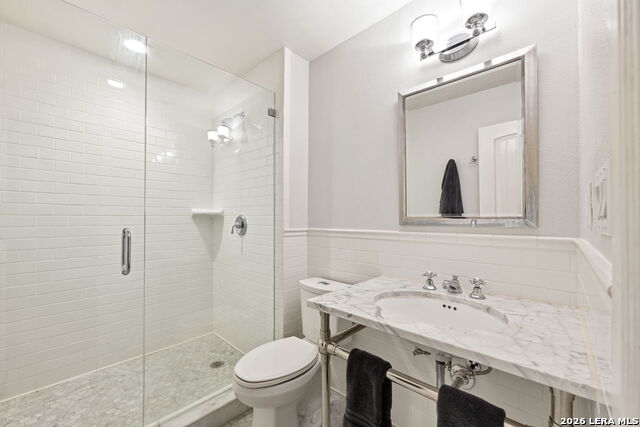 Listing photo id 25 for 1058 Provence