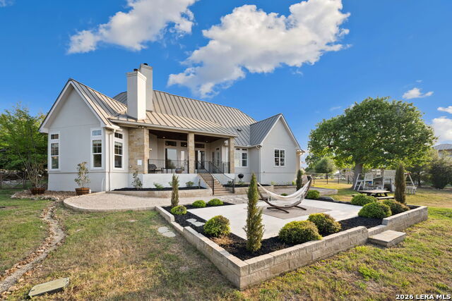 Listing photo id 35 for 1058 Provence