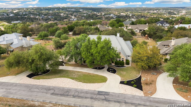 Listing photo id 38 for 1058 Provence