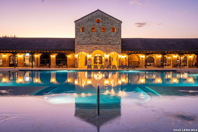 Listing photo id 43 for 1058 Provence