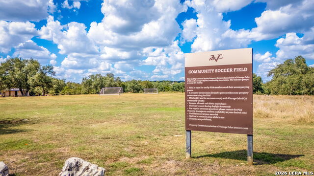 Listing photo id 48 for 1058 Provence