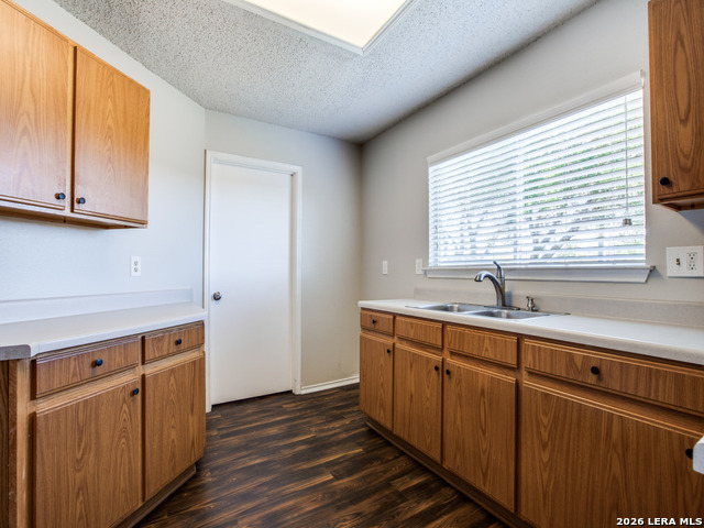 Image 4 of 12 For 9706 Highland