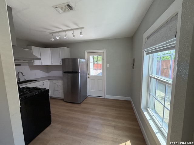 Image 3 of 9 For 1630 San Angelo