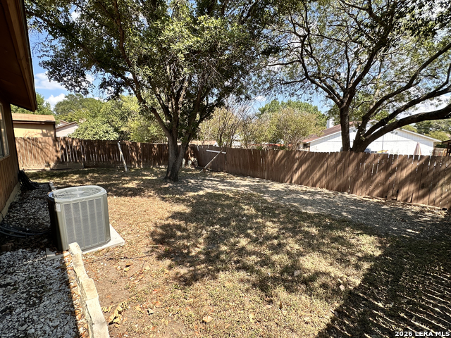 Image 14 of 16 For 5742 Larkdale Dr