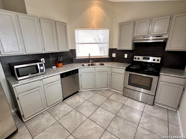 Image 4 of 16 For 5742 Larkdale Dr