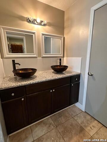 Image 7 of 16 For 5742 Larkdale Dr