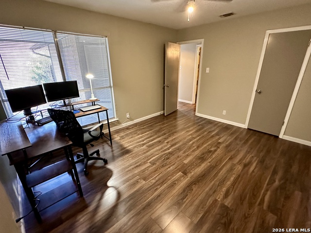 Image 9 of 16 For 5742 Larkdale Dr