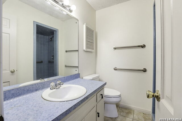 Image 20 of 30 For 626 Strings Dr  59