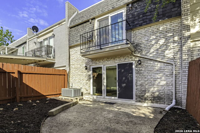 Image 26 of 30 For 626 Strings Dr  59