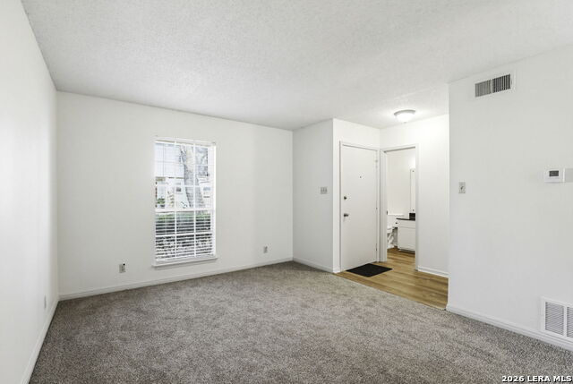 Image 4 of 30 For 626 Strings Dr  59