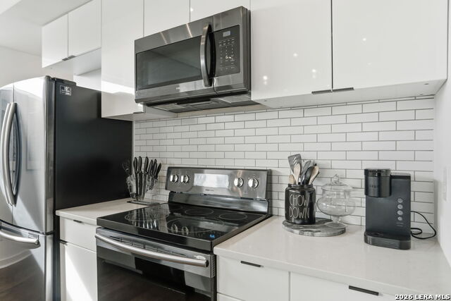 Image 6 of 23 For 1641 Center St N