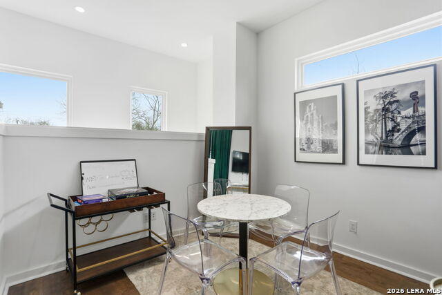 Image 8 of 23 For 1641 Center St N