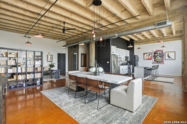 Details for 1331 S Flores St  212, San Antonio, TX 78204