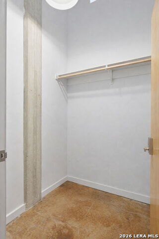 Image 24 of 32 For 1331 S Flores St  212