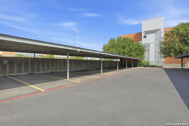 Image 28 of 32 For 1331 S Flores St  212