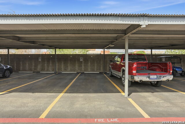 Image 31 of 32 For 1331 S Flores St  212