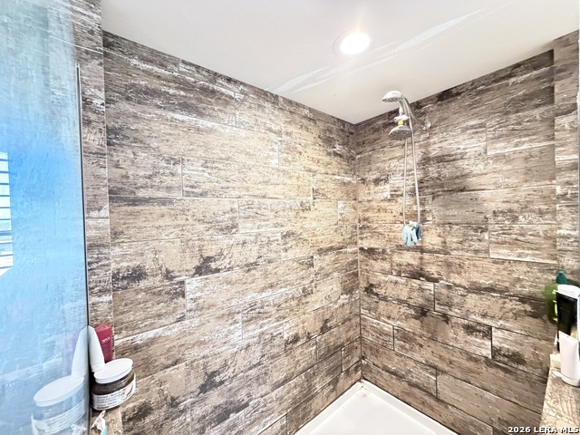 Image 35 of 51 For 152 County Road 2667