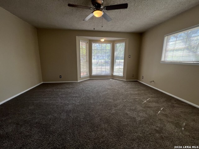 Listing photo id 9 for 10267 Mount Crosby
