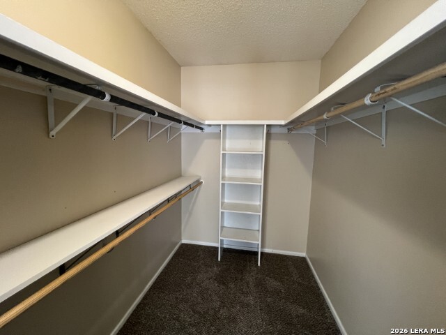 Listing photo id 10 for 10267 Mount Crosby