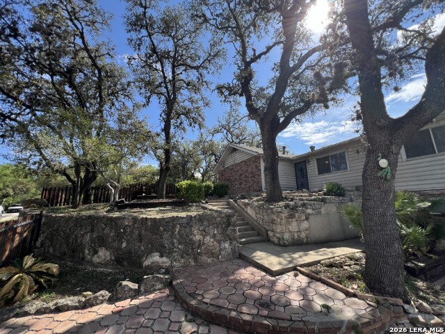 Listing photo id 13 for 10267 Mount Crosby