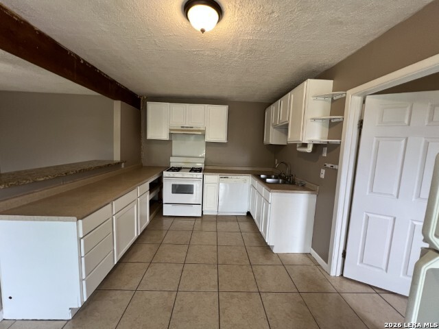 Listing photo id 16 for 10267 Mount Crosby