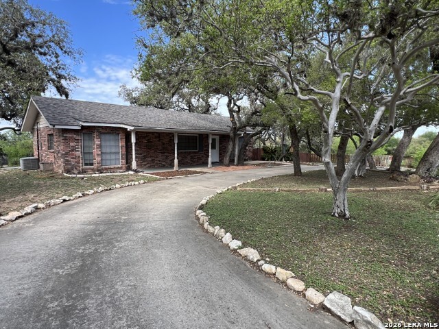 Listing photo id 0 for 10267 Mount Crosby