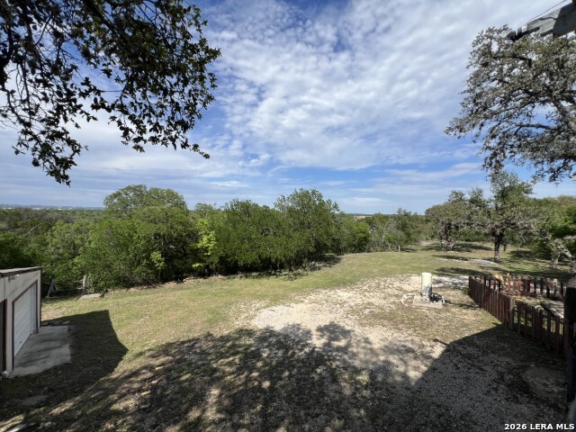 Listing photo id 21 for 10267 Mount Crosby