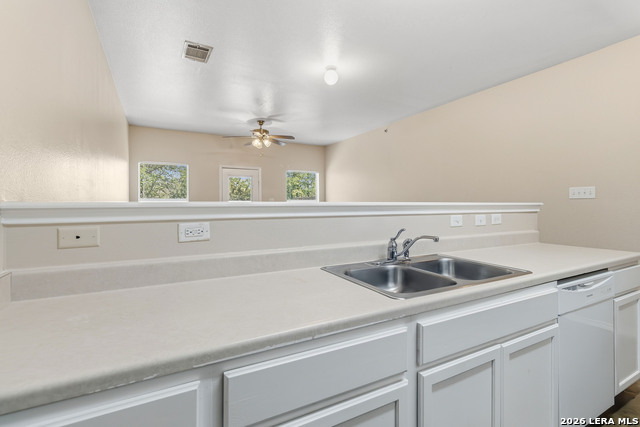Listing photo id 11 for 10718 Mathom Landing
