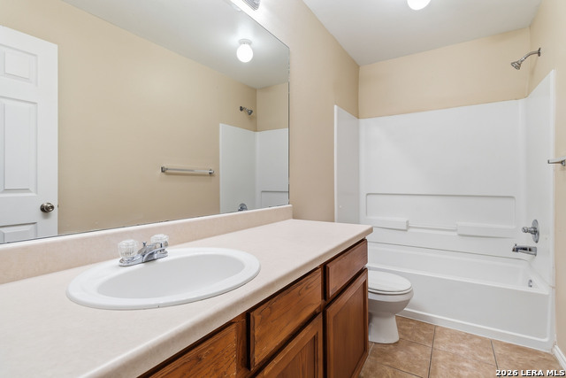 Listing photo id 17 for 10718 Mathom Landing