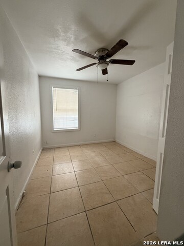 Image 4 of 7 For 153 Baylor E 3