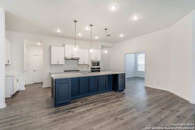 Image 16 of 43 For 113 Valencia