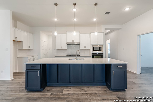 Image 17 of 43 For 113 Valencia