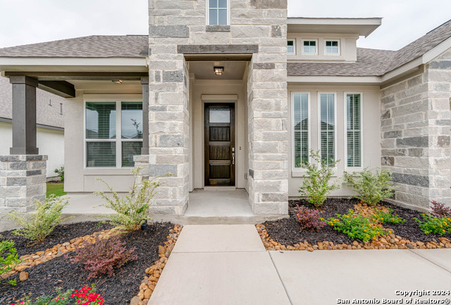 Image 3 of 43 For 113 Valencia