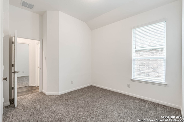 Image 31 of 43 For 113 Valencia