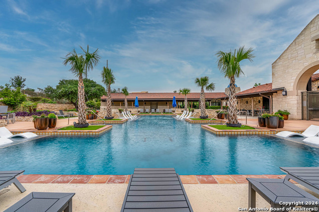 Image 4 of 43 For 113 Valencia