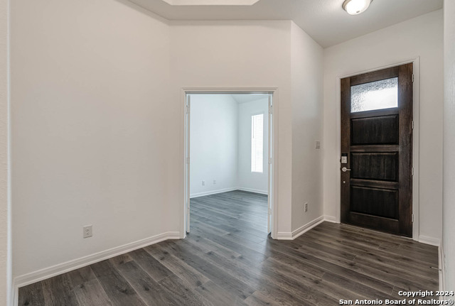 Image 6 of 43 For 113 Valencia