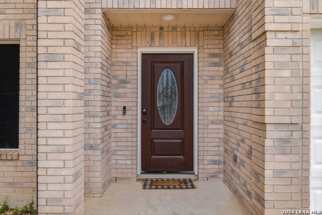 Image 2 of 30 For 415 Bluegrass Crk