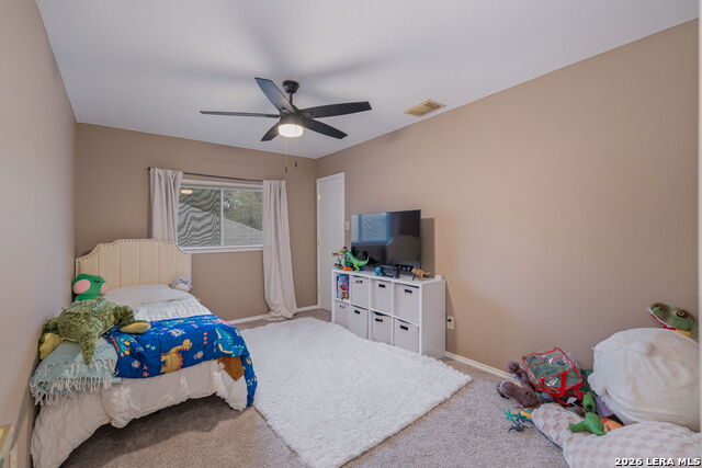 Image 24 of 30 For 415 Bluegrass Crk