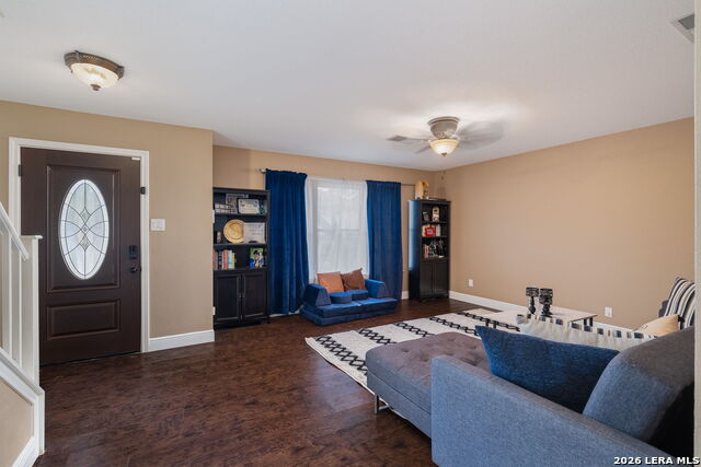 Image 5 of 30 For 415 Bluegrass Crk