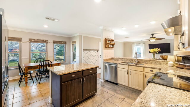 Image 3 of 28 For 2849 Lotus Park