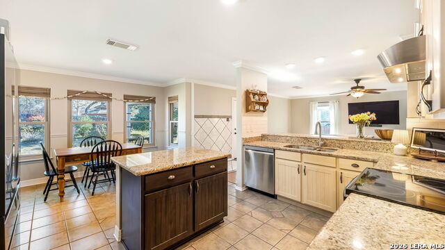 Image 7 of 28 For 2849 Lotus Park