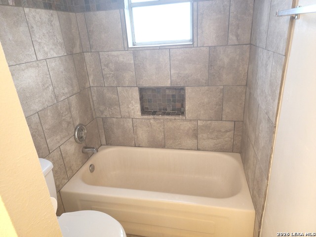 Image 15 of 16 For 174 Clear Oak