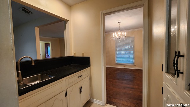 Image 13 of 24 For 1523 Periwinkle St