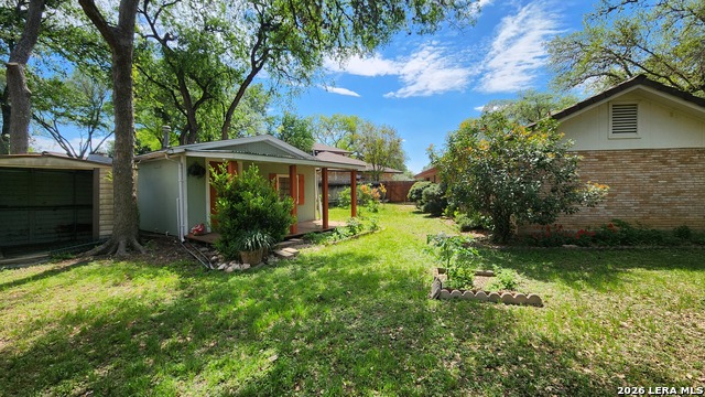 Image 21 of 24 For 1523 Periwinkle St