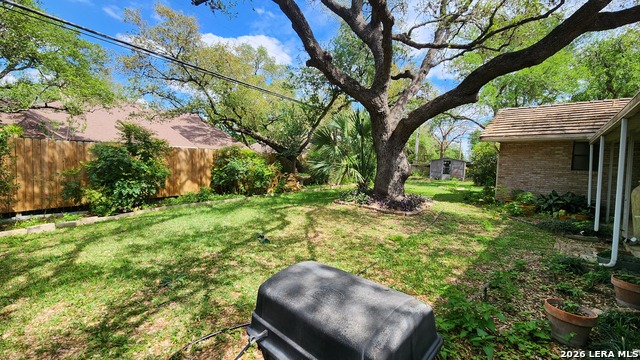 Image 22 of 24 For 1523 Periwinkle St