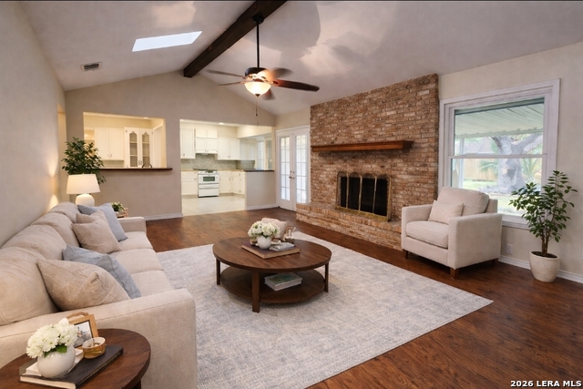 Image 6 of 24 For 1523 Periwinkle St