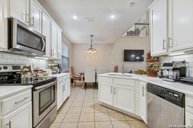 Image 11 of 25 For 6925 Abbey Falls