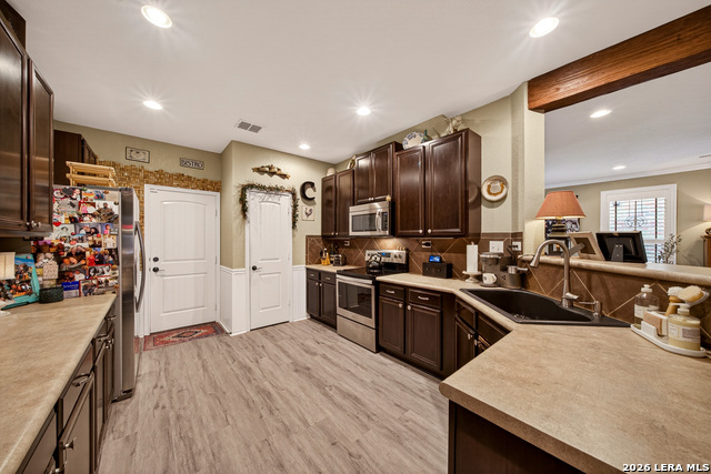 Image 8 of 25 For 208 Horse Hill