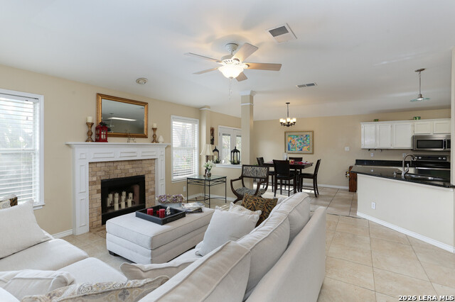 Image 9 of 26 For 5858 Creekway